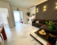 Resale - Townhouse - La Mata