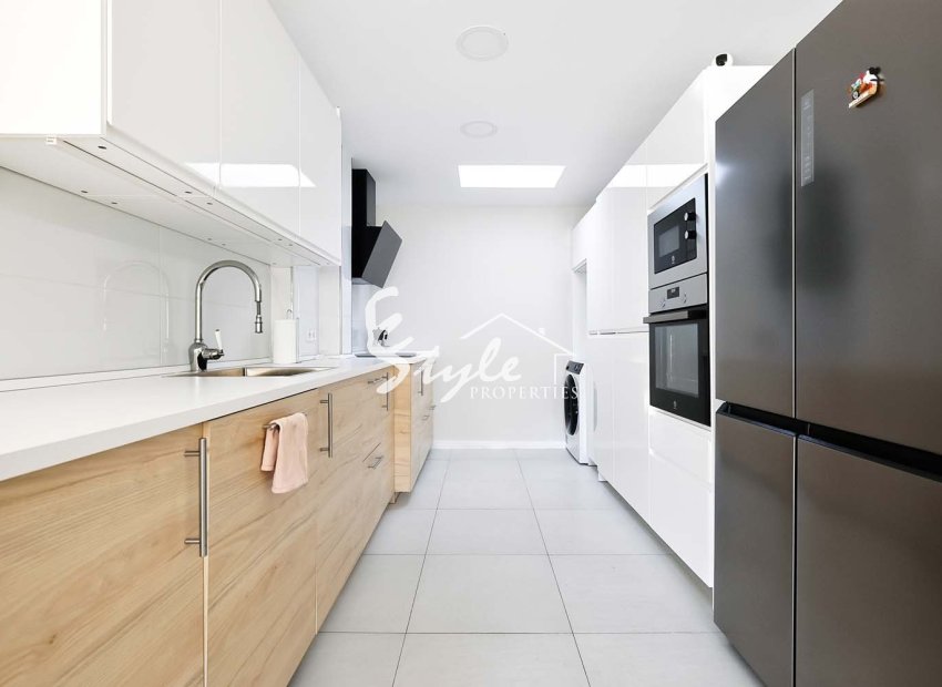 Resale - Townhouse - Los Alcazares