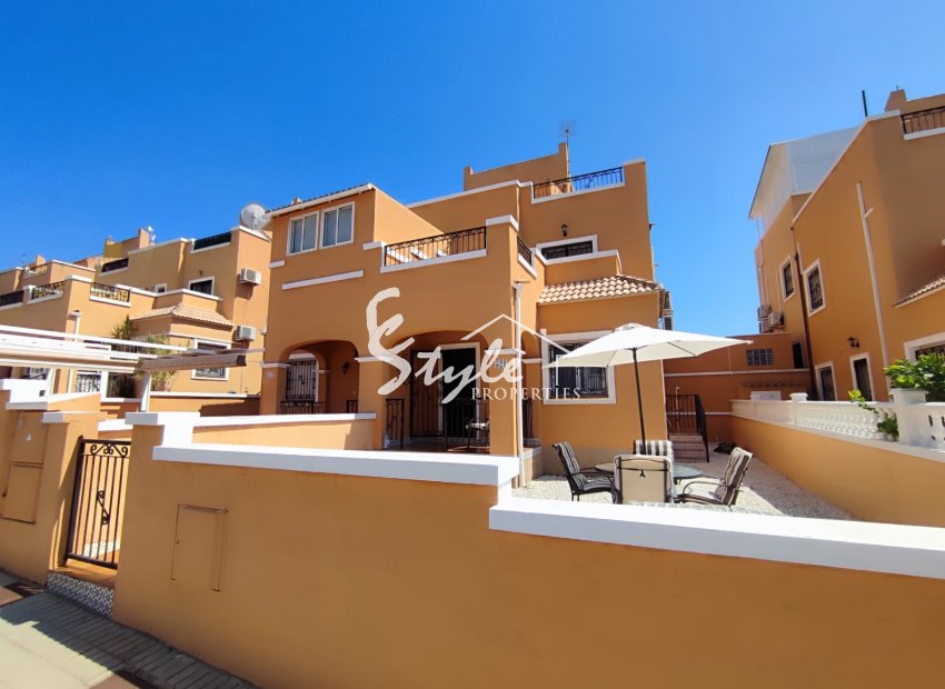 Resale - Townhouse - Los Altos