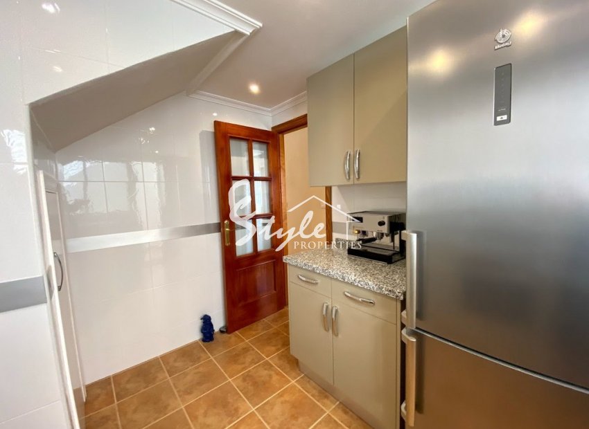 Resale - Townhouse - Los Altos