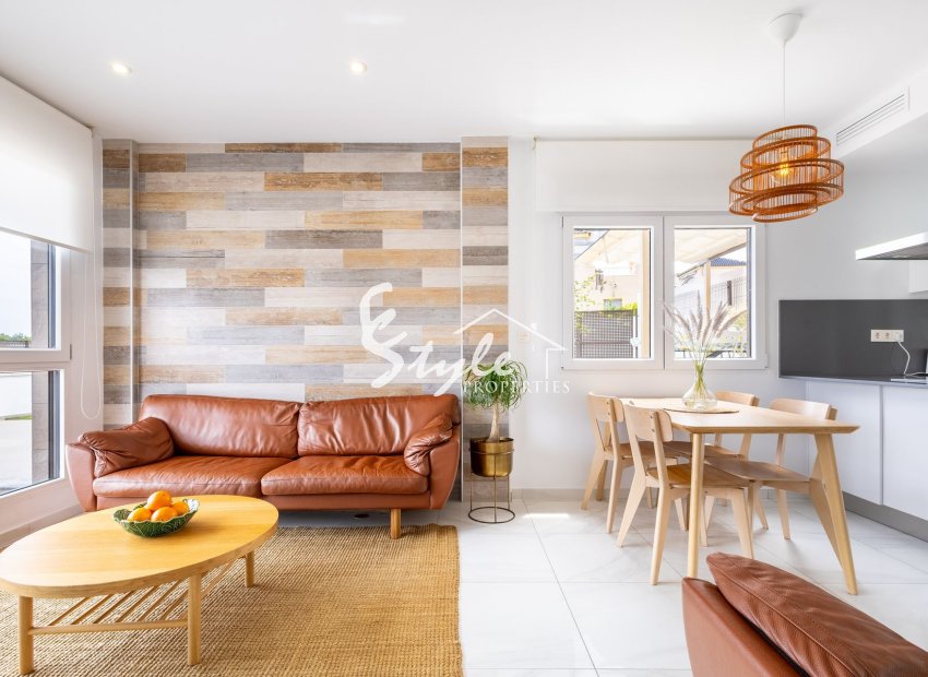 Resale - Townhouse - Los Balcones