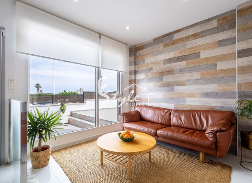 Resale - Townhouse - Los Balcones