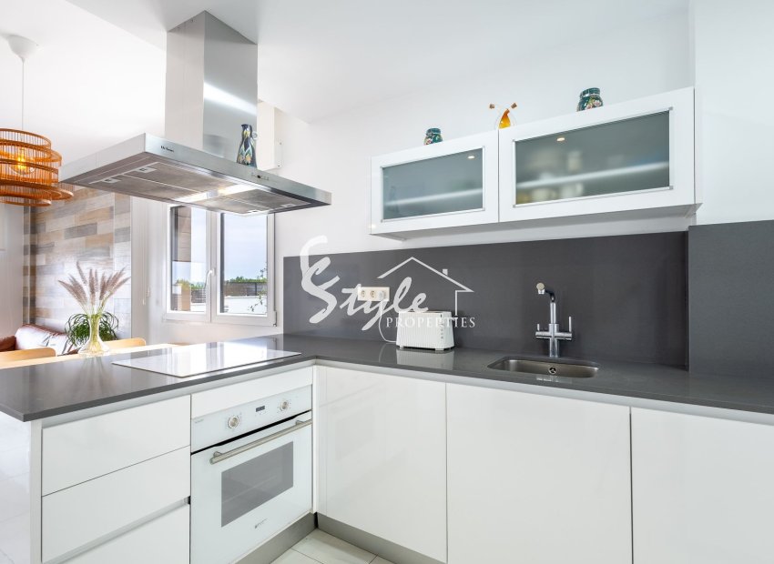 Resale - Townhouse - Los Balcones