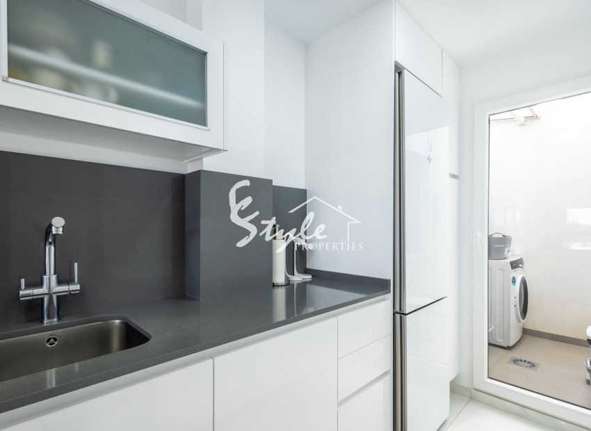 Resale - Townhouse - Los Balcones