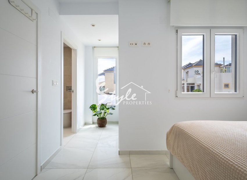 Resale - Townhouse - Los Balcones