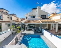 Resale - Townhouse - Mil Palmeras - Riomar