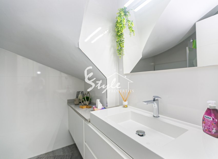 Resale - Townhouse - Mil Palmeras - Riomar