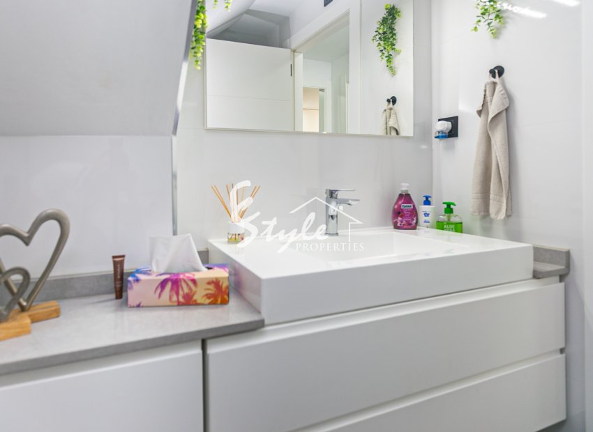 Resale - Townhouse - Mil Palmeras - Riomar