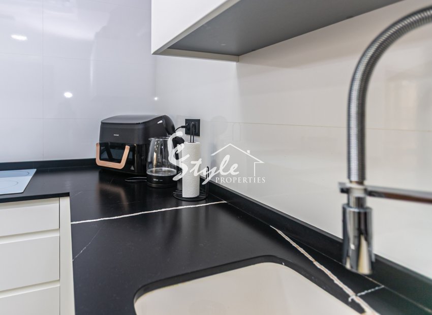 Resale - Townhouse - Mil Palmeras - Riomar