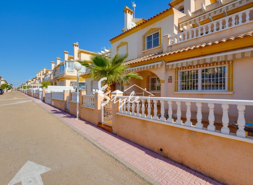Resale - Townhouse - Orihuela-Costa - calle Estaca