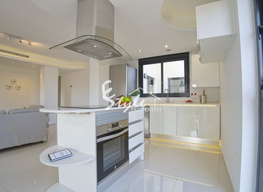 Resale - Townhouse - Orihuela-Costa - La Zenia