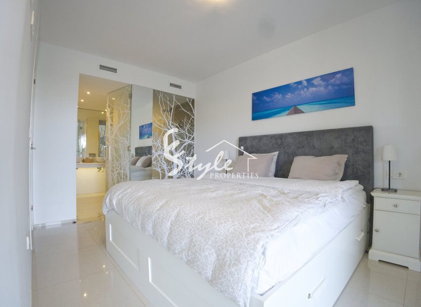 Resale - Townhouse - Orihuela-Costa - La Zenia