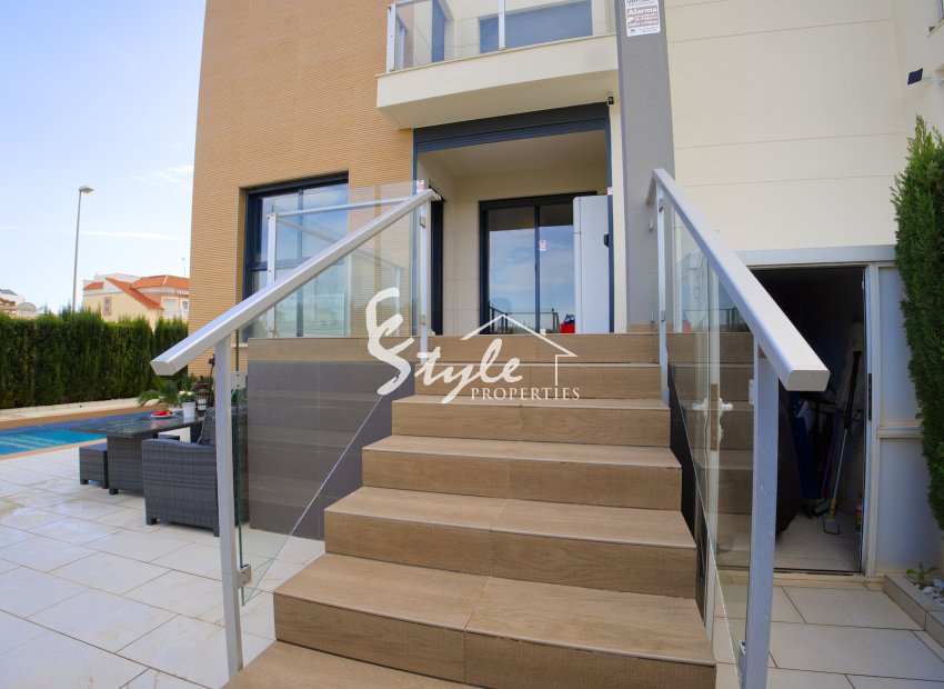 Resale - Townhouse - Orihuela-Costa - La Zenia