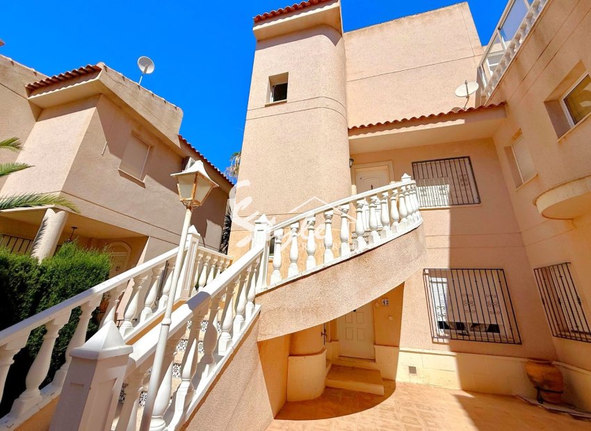 Resale - Townhouse - Orihuela-Costa - Playa Flamenca