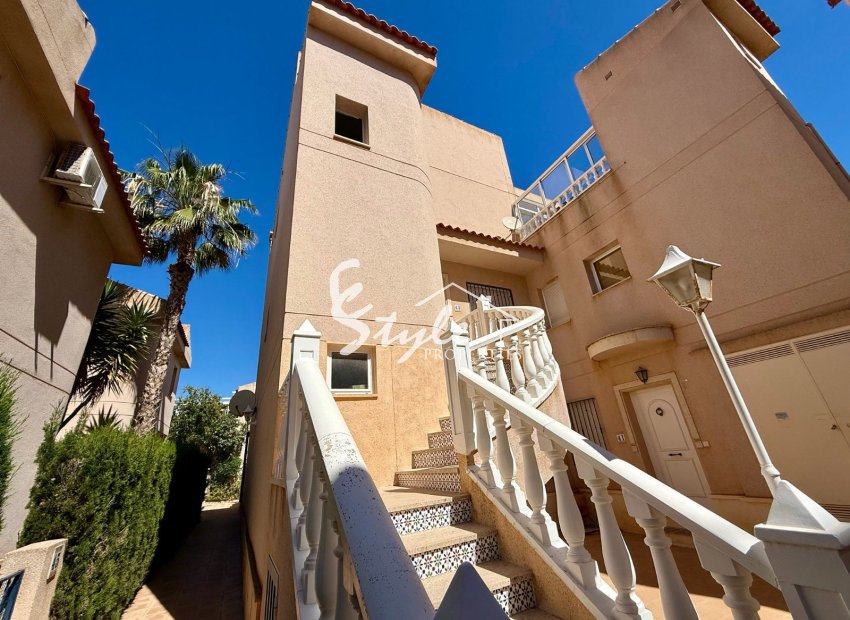 Resale - Townhouse - Orihuela-Costa - Playa Flamenca