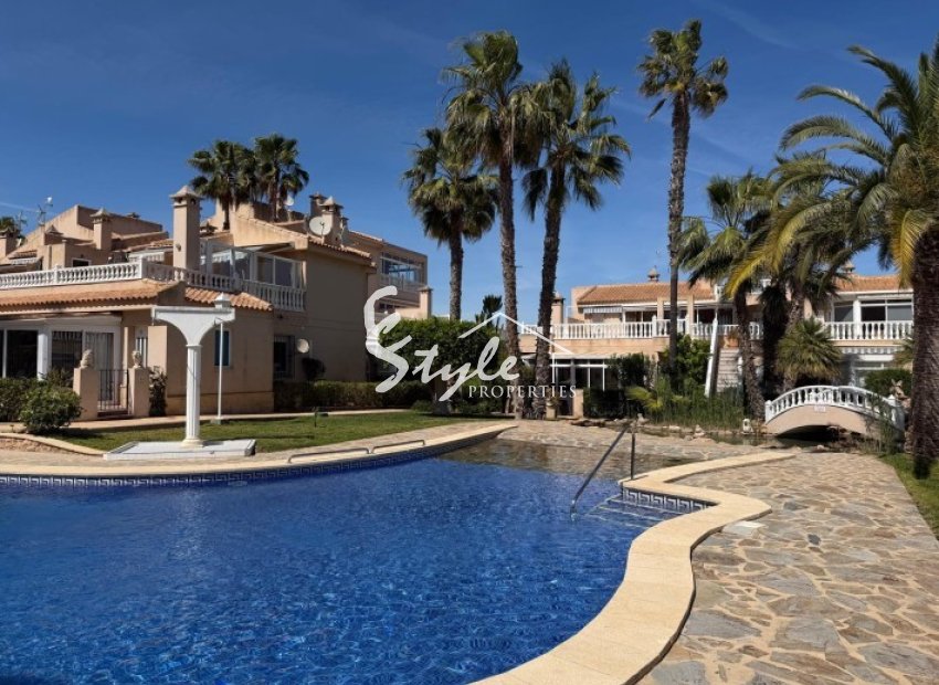 Resale - Townhouse - Orihuela-Costa - Playa Flamenca
