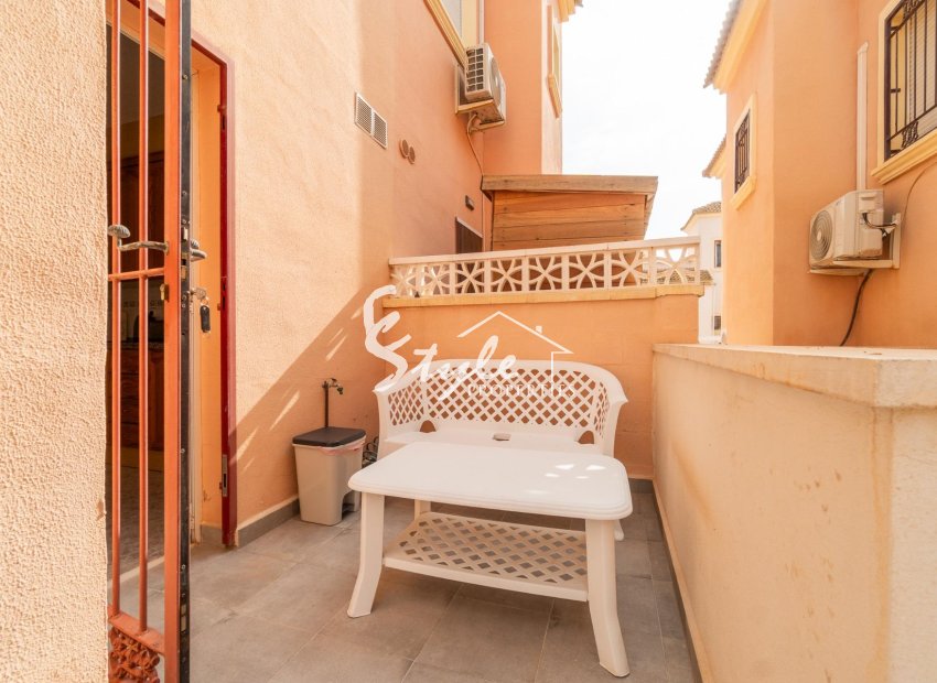 Resale - Townhouse - Orihuela-Costa - Playa Flamenca