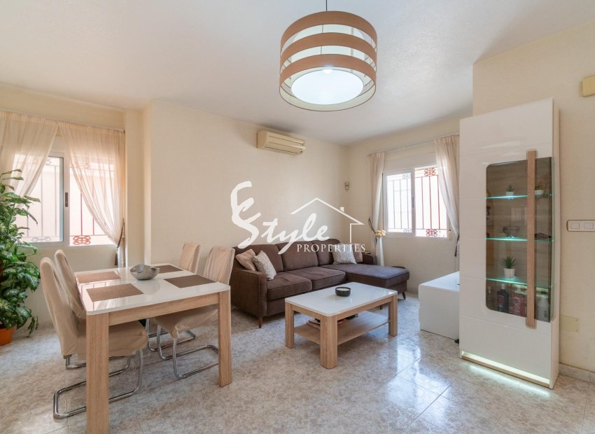 Resale - Townhouse - Orihuela-Costa - Playa Flamenca