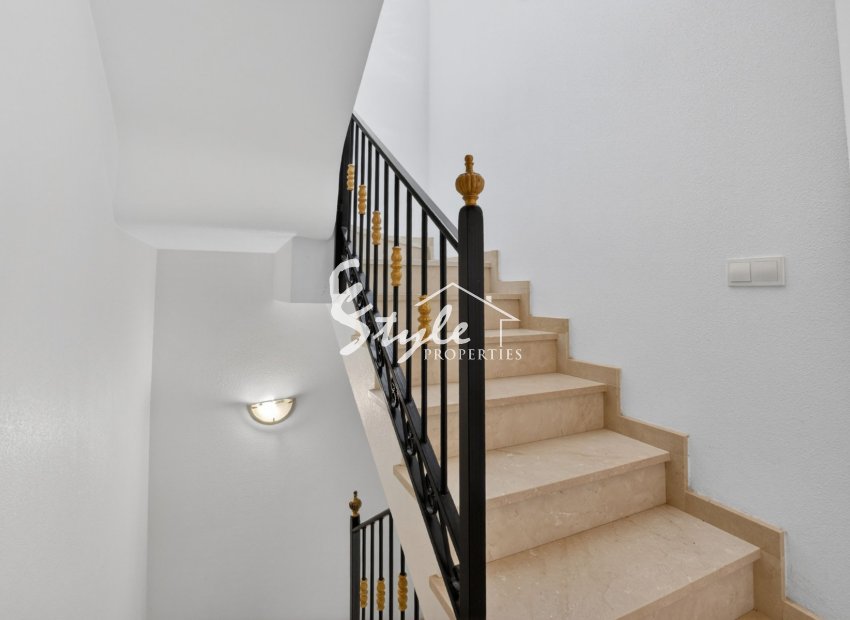 Resale - Townhouse - Orihuela-Costa - Playa Flamenca