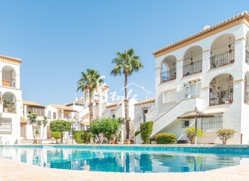 Resale - Townhouse - Orihuela-Costa - Playa Flamenca