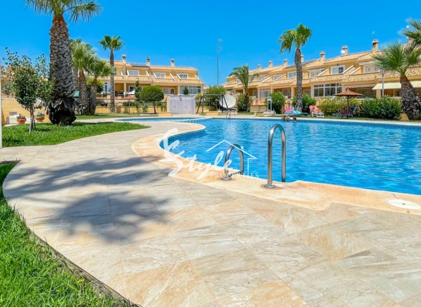 Resale - Townhouse - Orihuela-Costa - Punta Prima