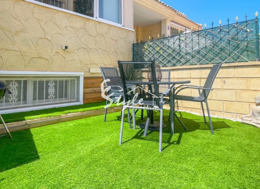Resale - Townhouse - Orihuela-Costa - Punta Prima