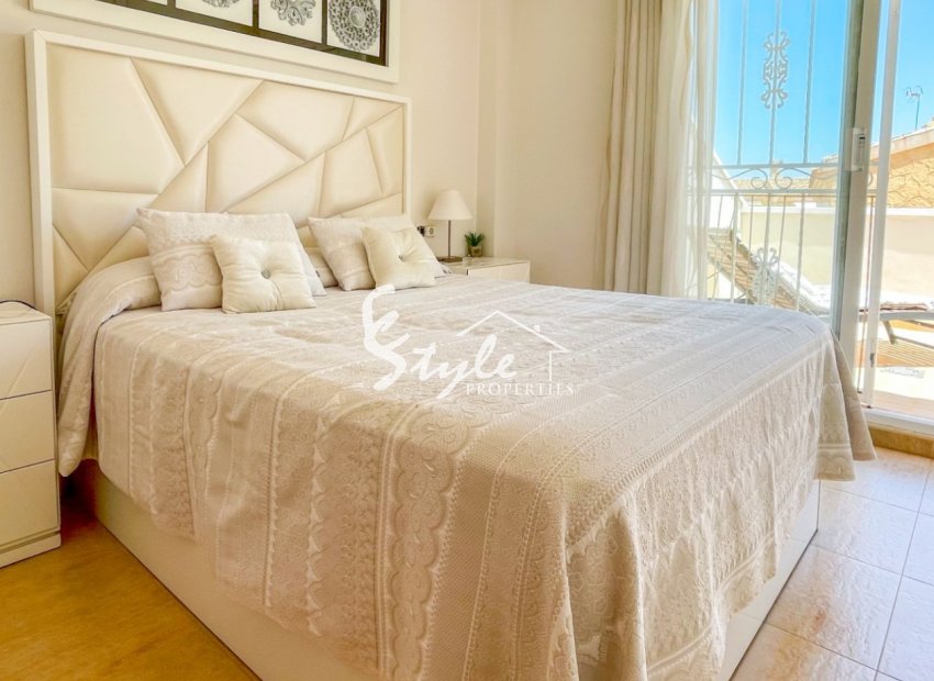Resale - Townhouse - Orihuela-Costa - Punta Prima