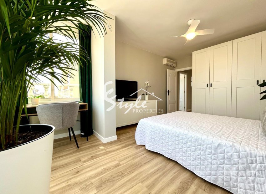 Resale - Townhouse - Orihuela-Costa - Urbanización Perla del Mar