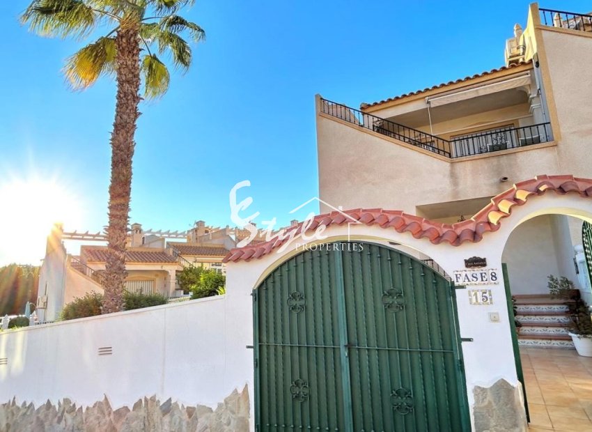 Resale - Townhouse - Orihuela Costa  - Villamartin