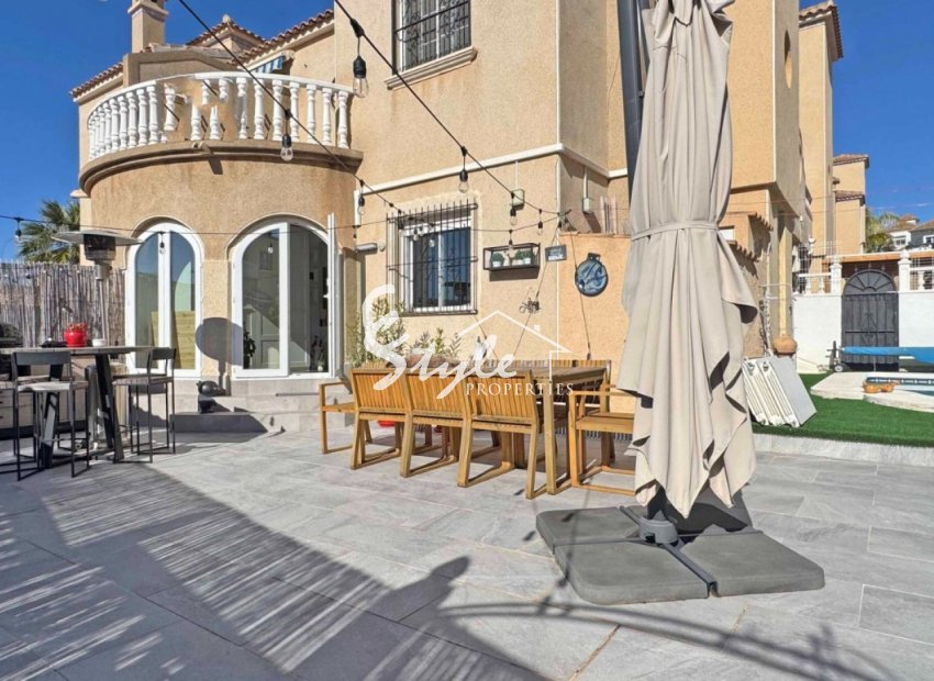 Resale - Townhouse - Orihuela-Costa - Villamartin
