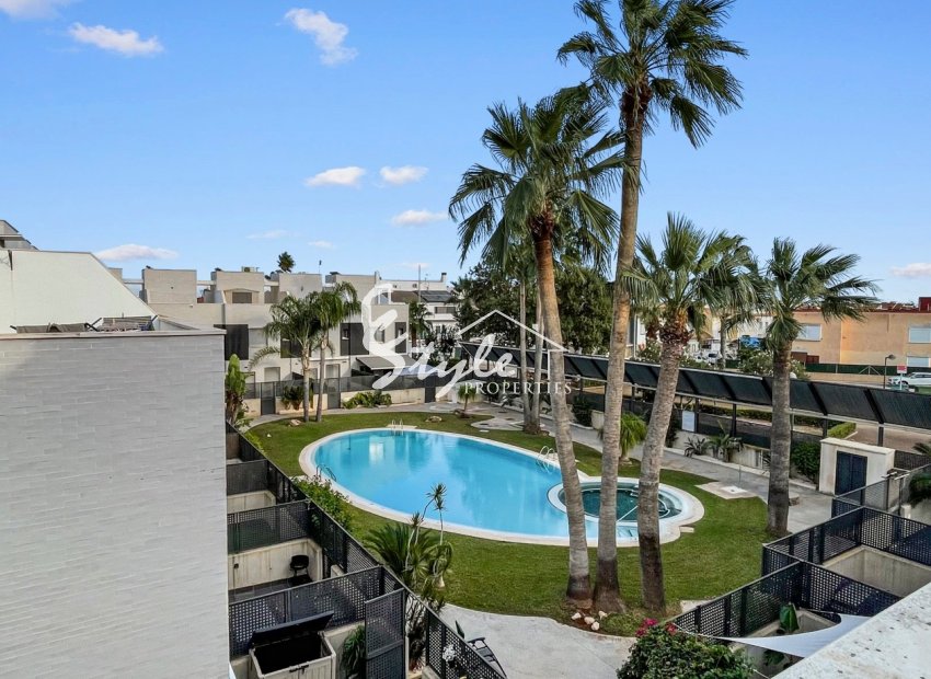 Resale - Townhouse - Pilar de la Horadada - El Mojón