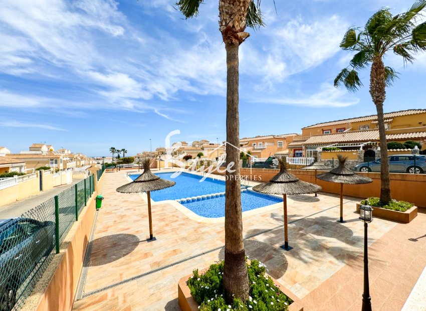 Resale - Townhouse - Punta Prima - La Ciñuelica