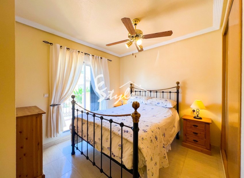 Resale - Townhouse - Punta Prima