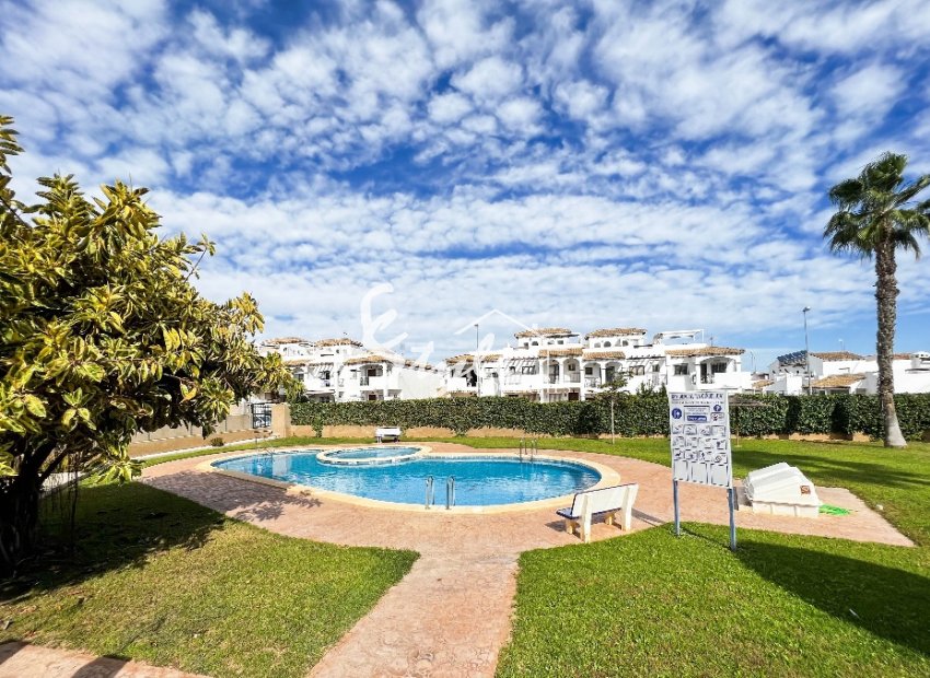 Resale - Townhouse - Punta Prima