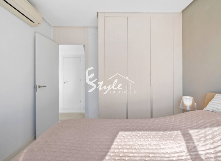 Resale - Townhouse - Punta Prima