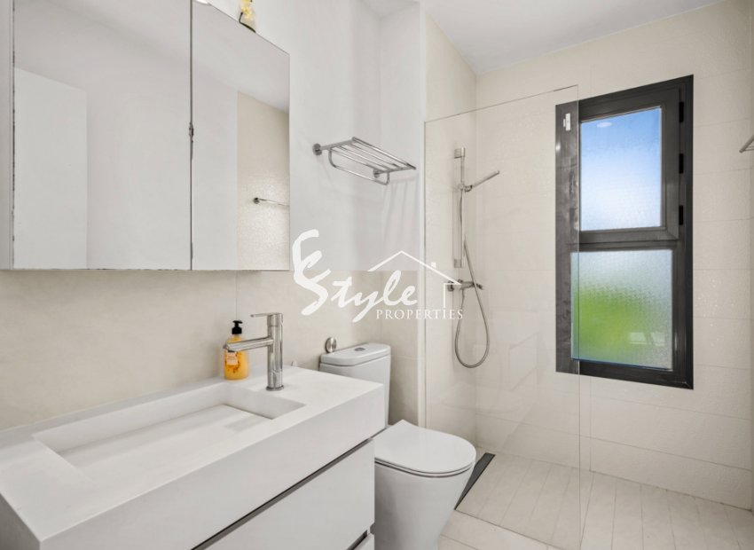 Resale - Townhouse - Punta Prima