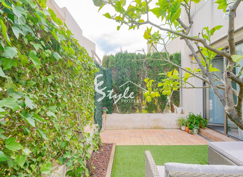 Resale - Townhouse - Punta Prima