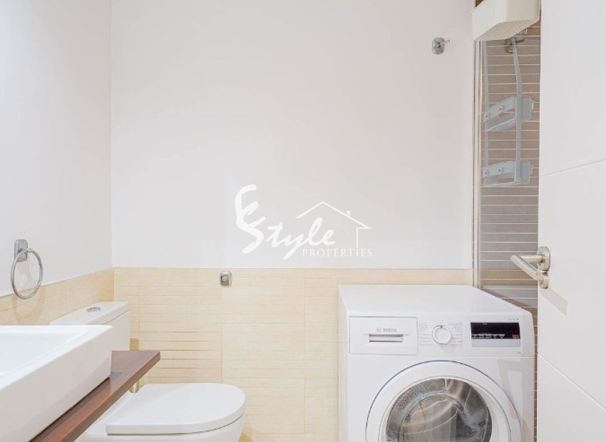 Resale - Townhouse - Punta Prima