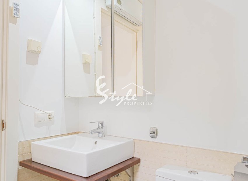 Resale - Townhouse - Punta Prima