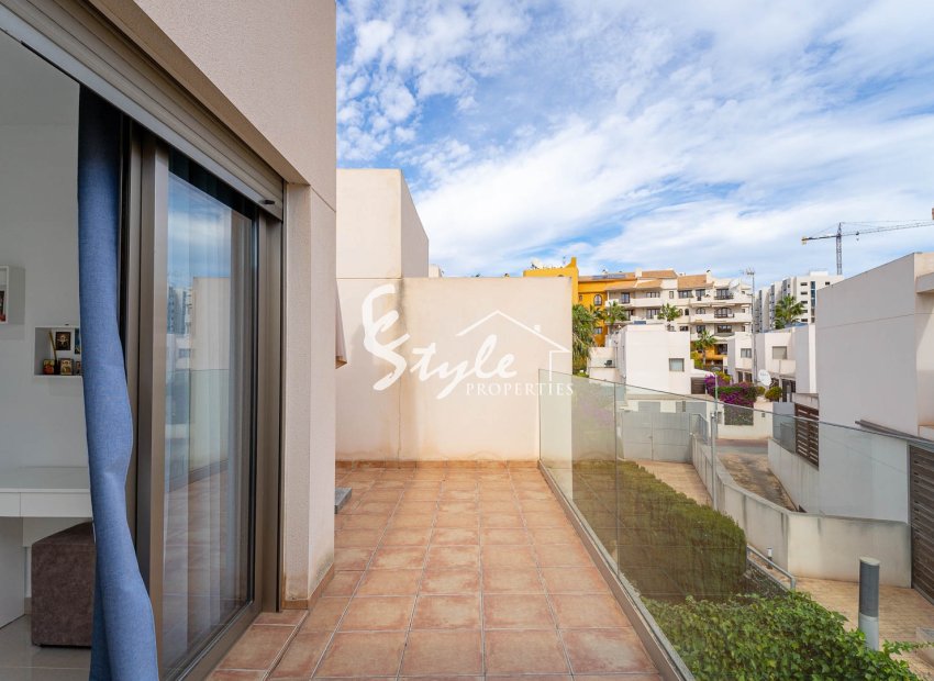 Resale - Townhouse - Punta Prima