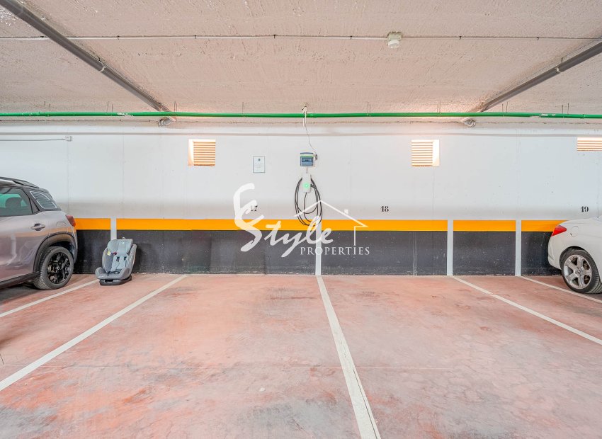 Resale - Townhouse - Punta Prima