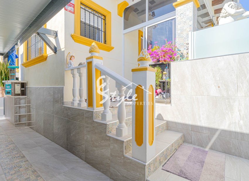 Resale - Townhouse - Punta Prima