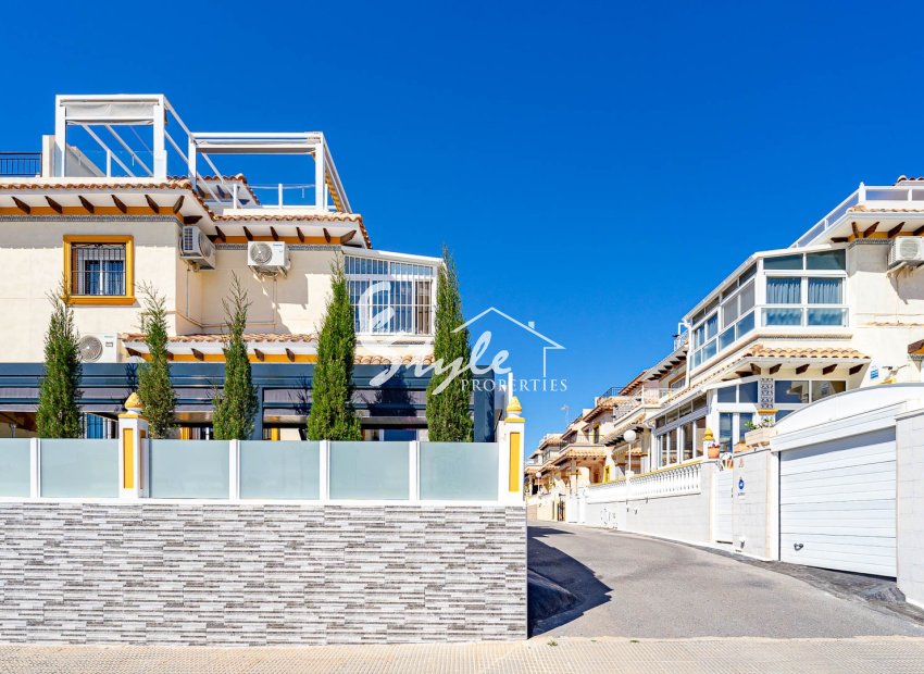 Resale - Townhouse - Punta Prima