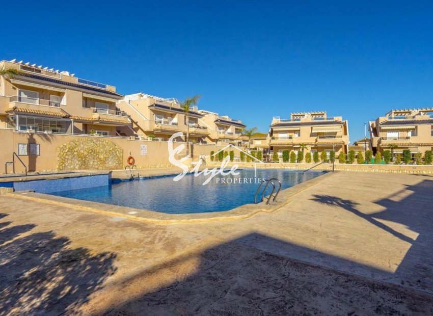 Resale - Townhouse - Punta Prima