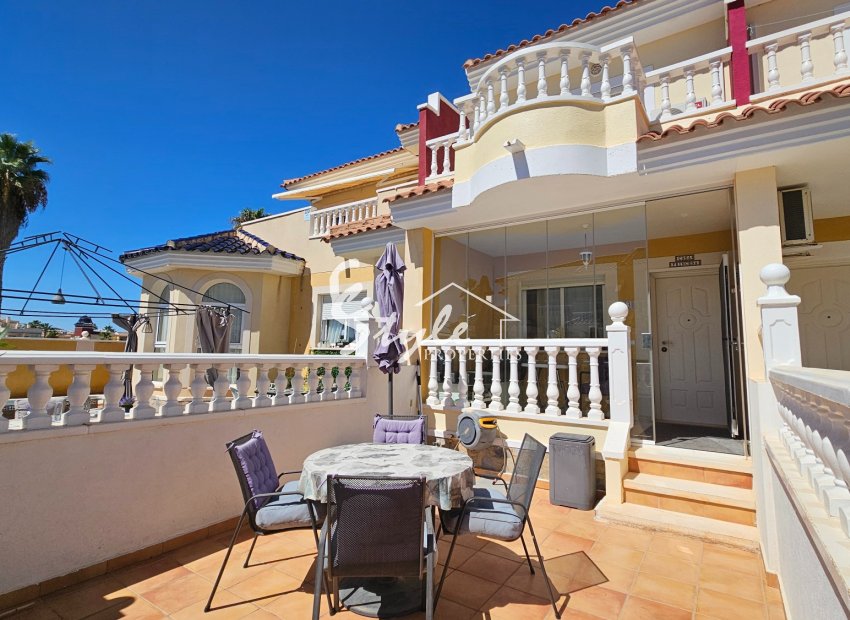 Resale - Townhouse / Semi-detached - Ciudad Quesada - Cuidad Quesada
