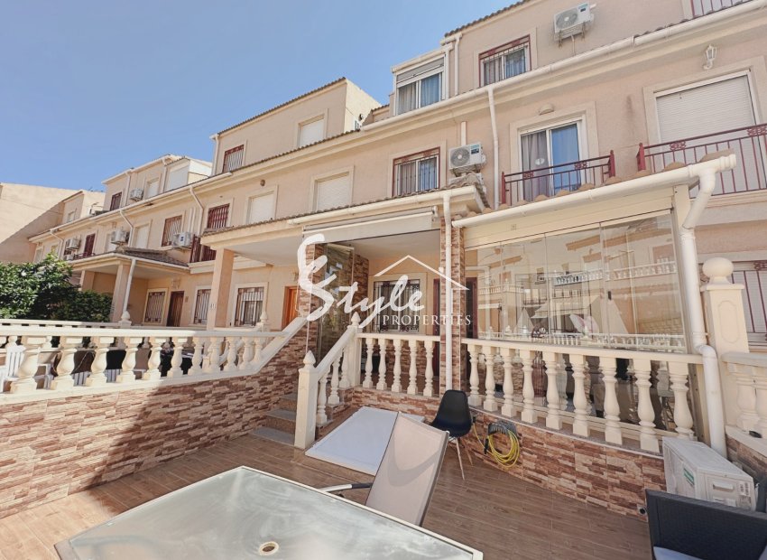 Resale - Townhouse / Terraced House - Villamartín - La Zenia