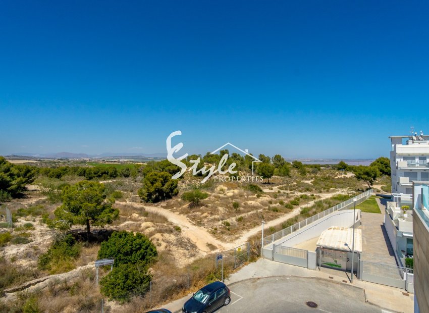 Resale - Townhouse / Terraced House - Villamartín - Las Filipinas