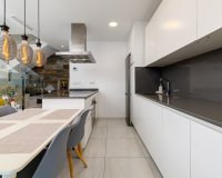 Resale - Townhouse / Terraced House - Villamartín - Las Filipinas