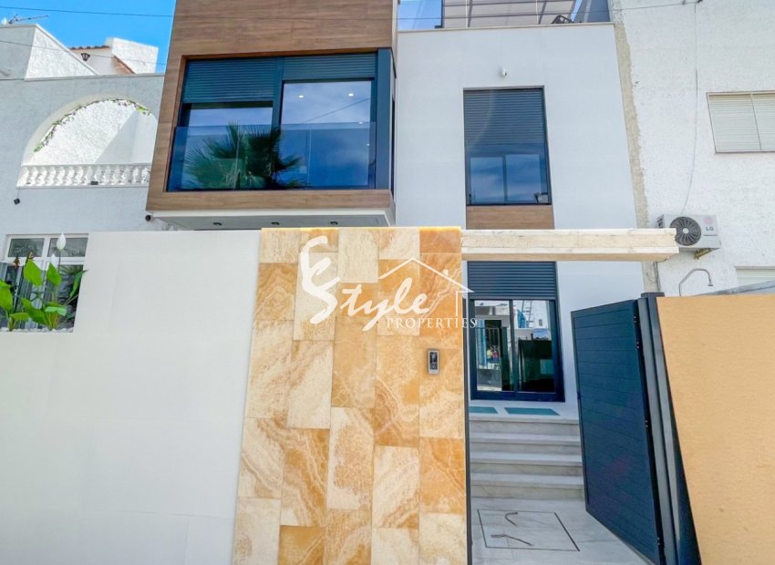 Resale - Townhouse - Torrevieja - Nueva Torrevieja - Aguas Nuevas