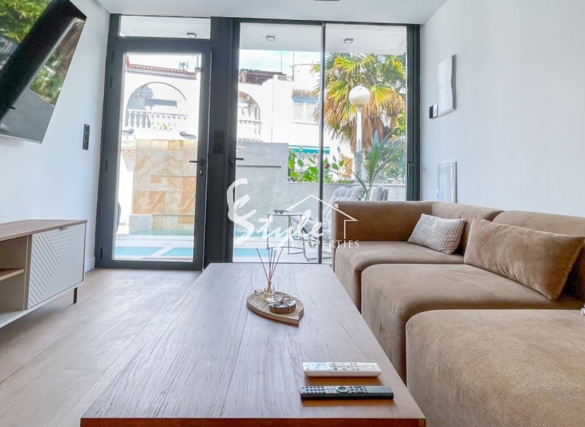 Resale - Townhouse - Torrevieja - Nueva Torrevieja - Aguas Nuevas